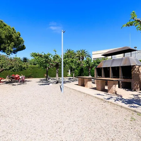 Uhc Eurogolden Family Complex Apartment