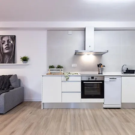 Apartment Uhc Eurogolden Family Complex